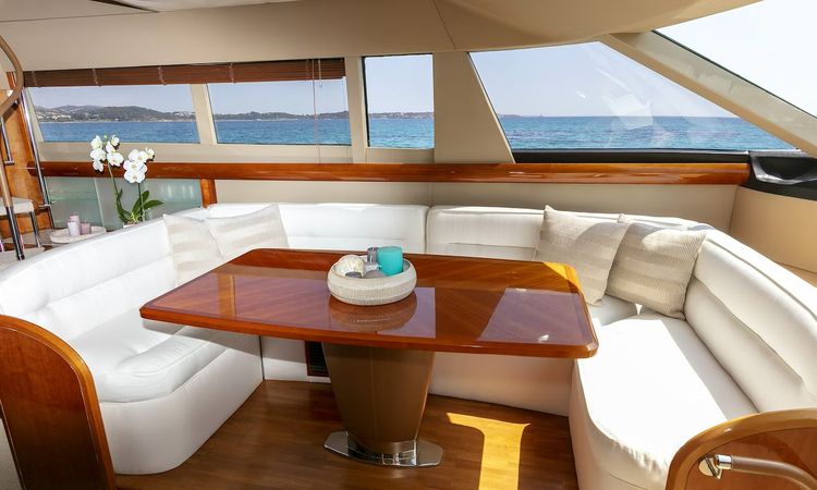 Princess 72 F | Azure