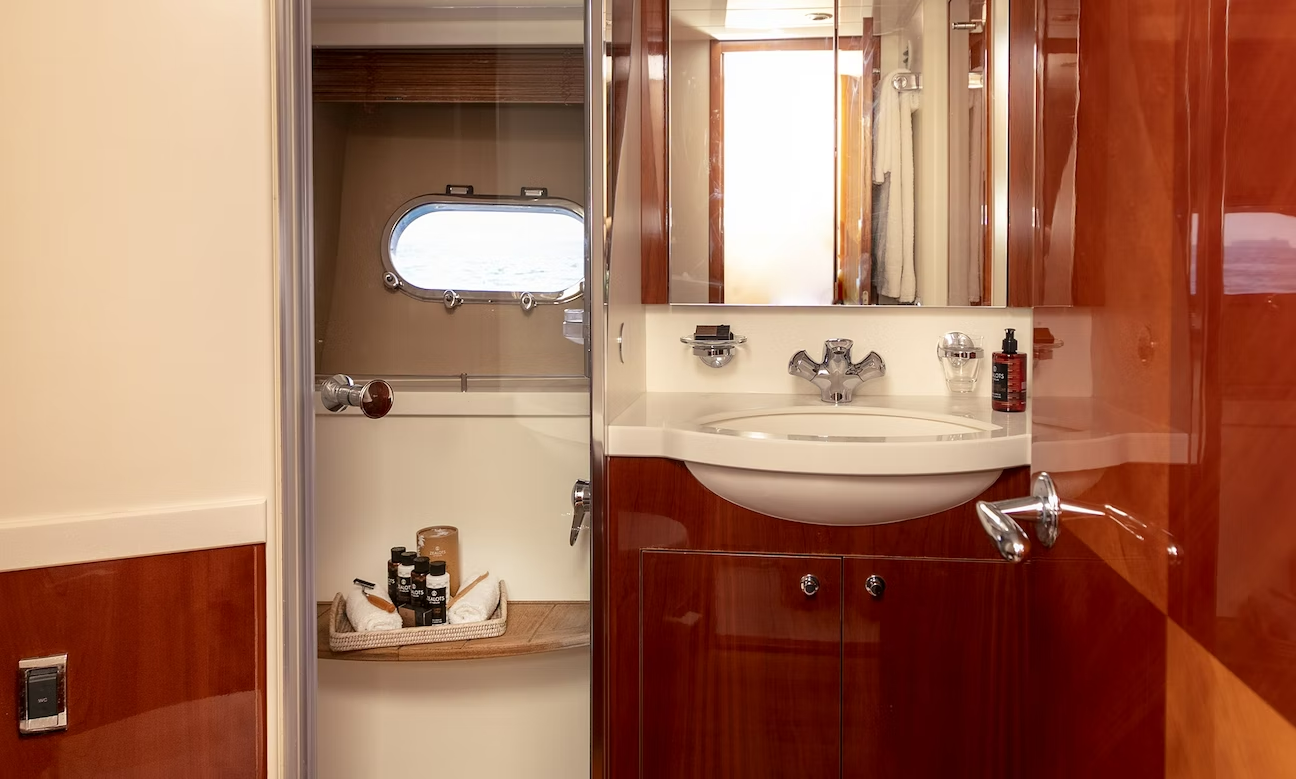 Princess 72 F | Azure