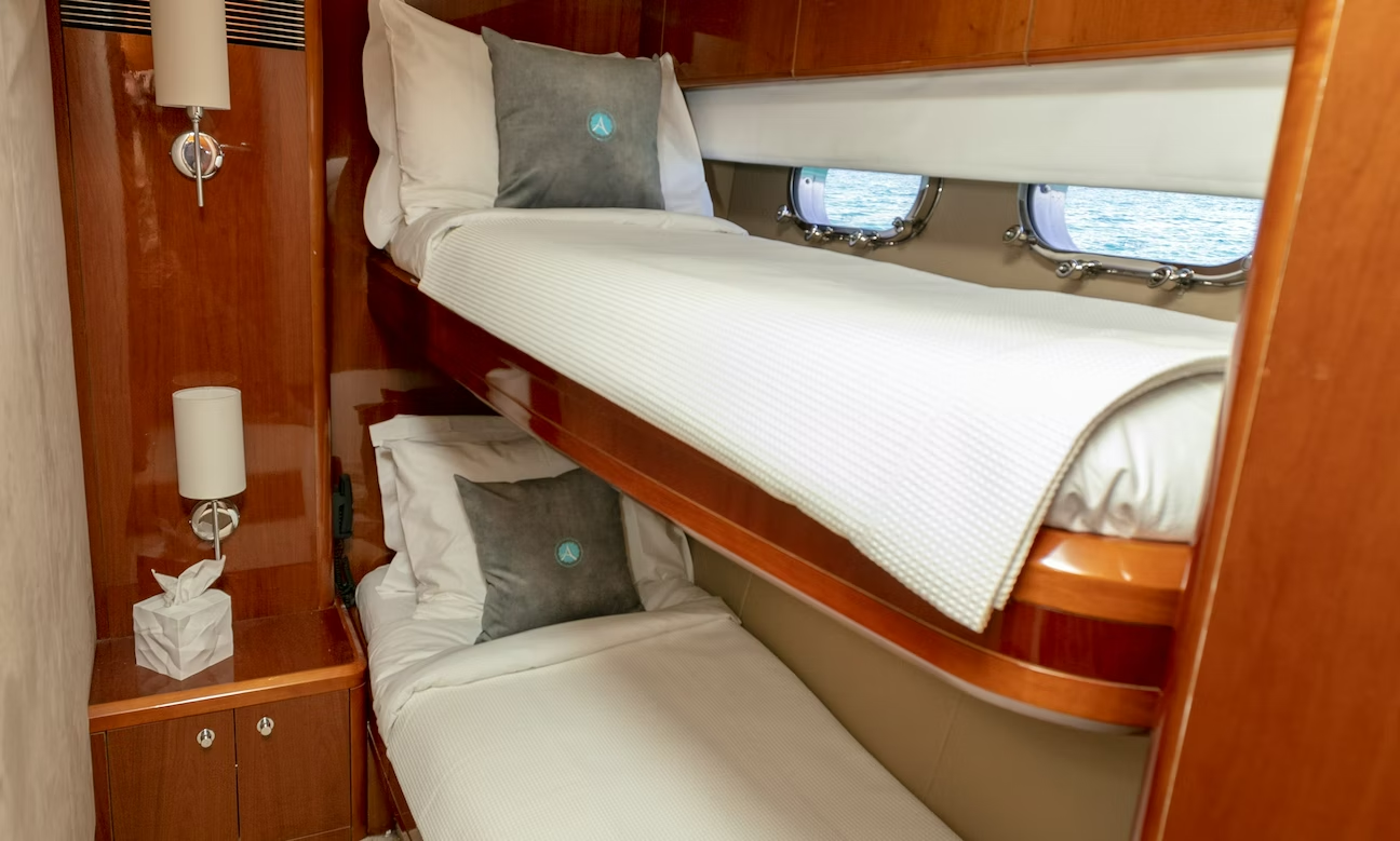 Princess 72 F | Azure