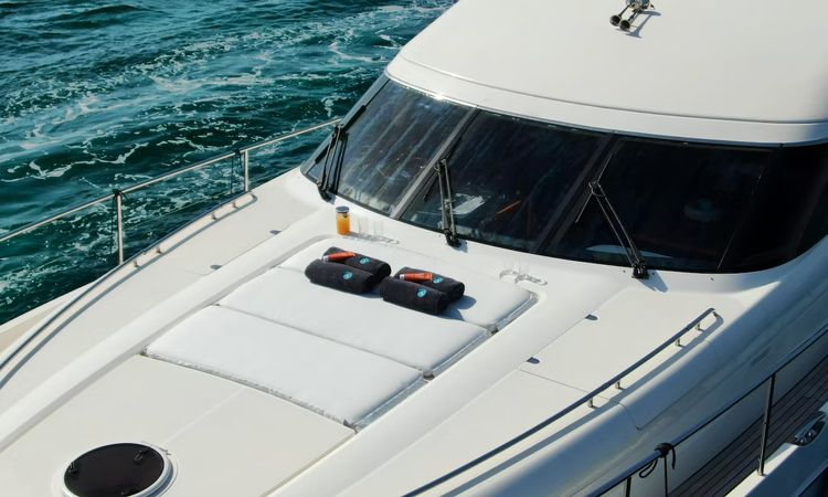 Princess 72 F | Azure