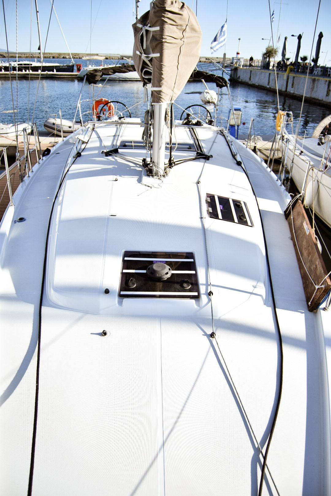 Jeanneau Sun Odyssey 410 | Aegeas
