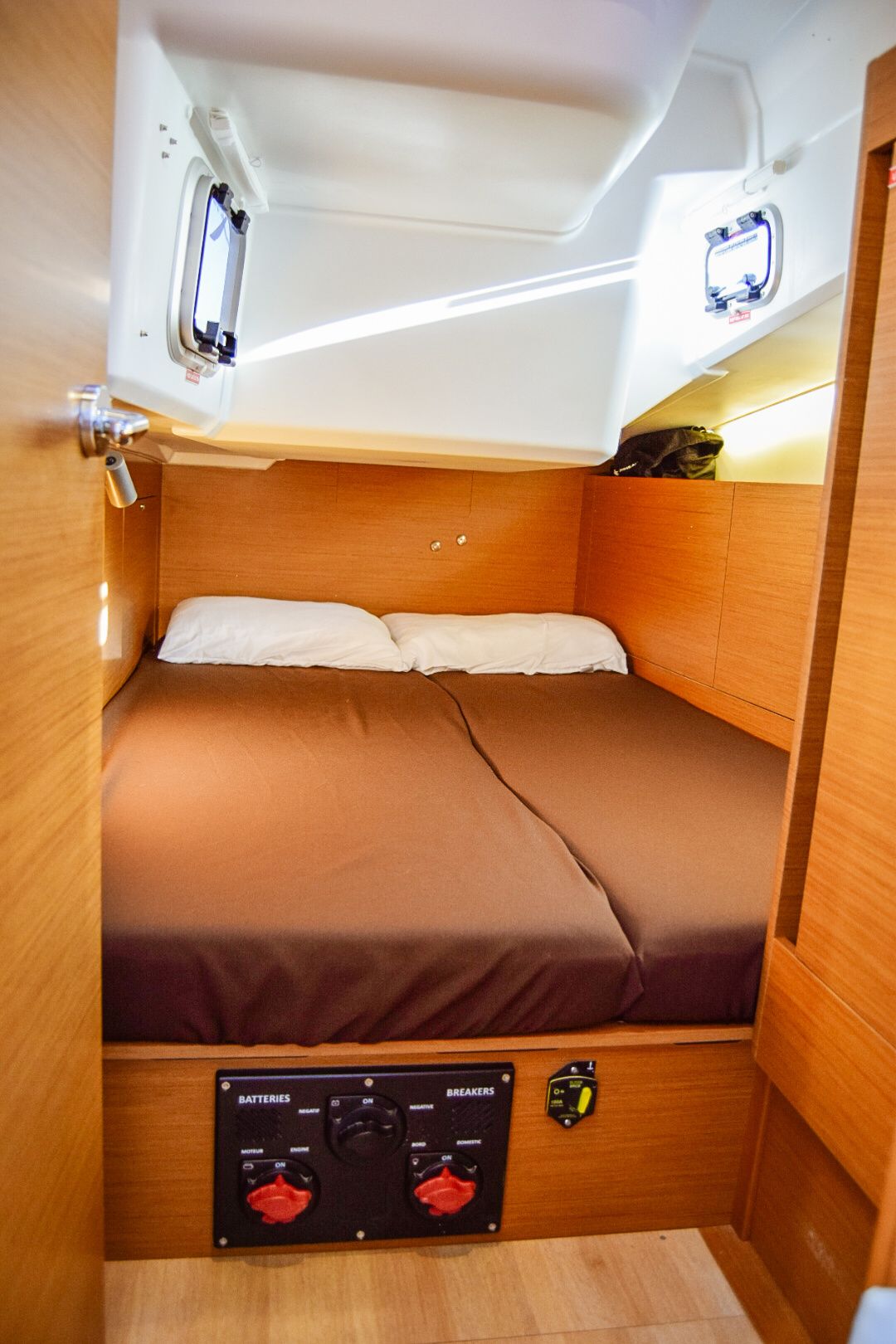Jeanneau Sun Odyssey 410 | Aegeas