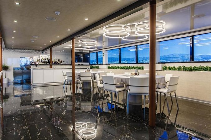 Custom Built 157 | Ban