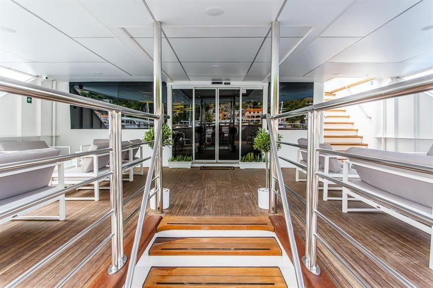 Custom Built 157 | Ban