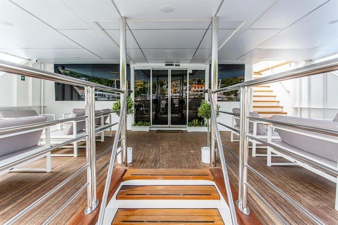 Custom Built 157 | Ban