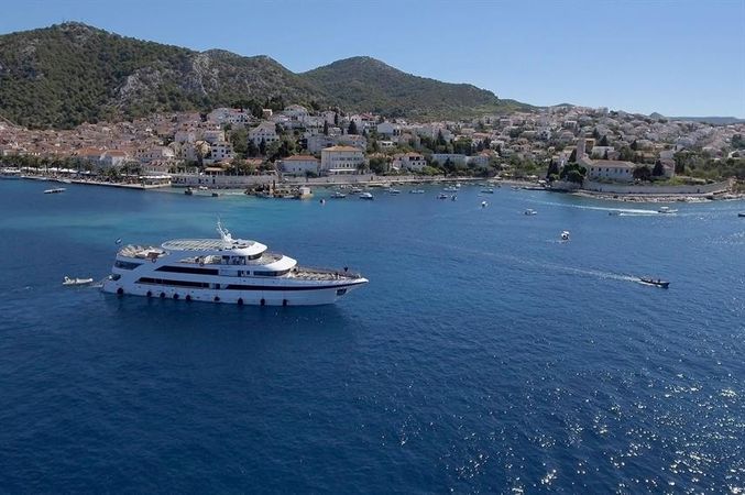 Custom Built 157 | Ban