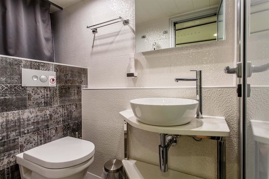 Custom Built 157 | Ban