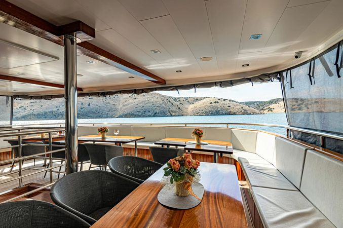 Custom Built 157 | Suzana