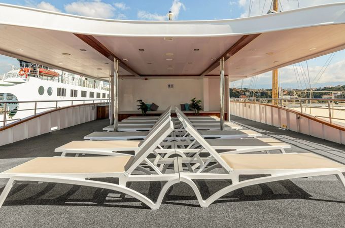 Custom Built 157 | Suzana