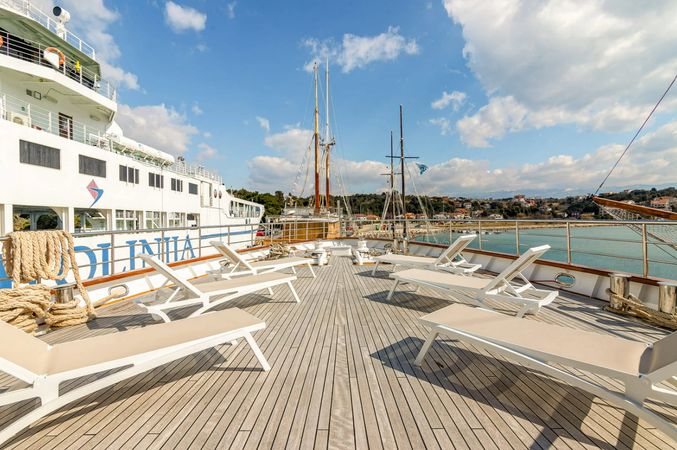 Custom Built 157 | Suzana