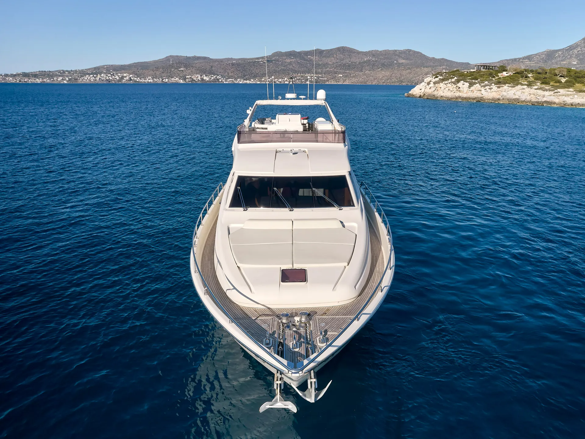 Ferretti 75 | Golden Yacht