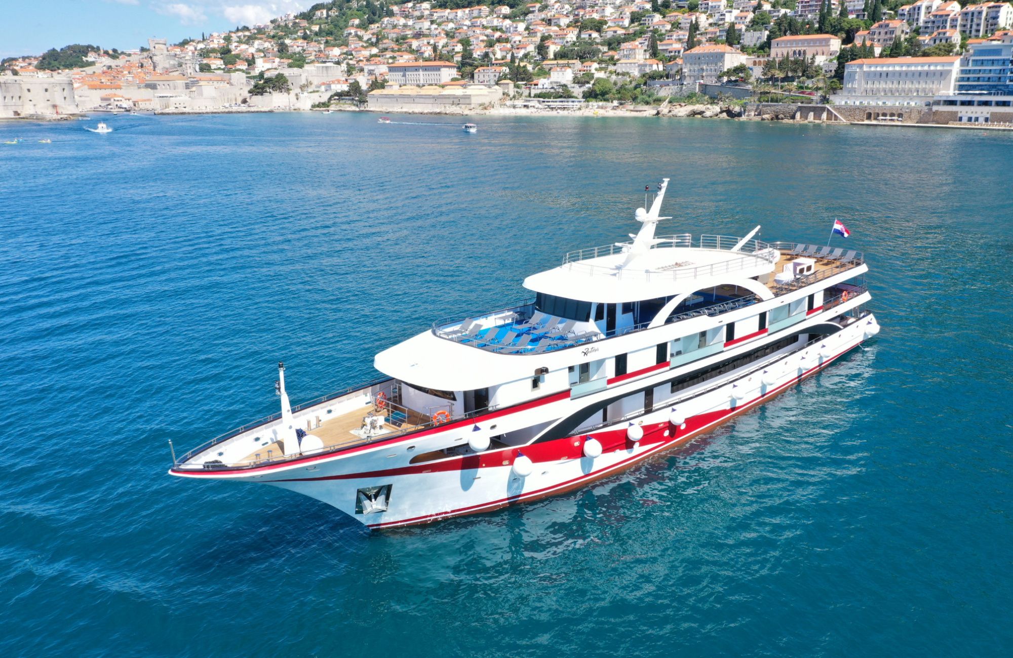 Custom Built 167 | Antaris