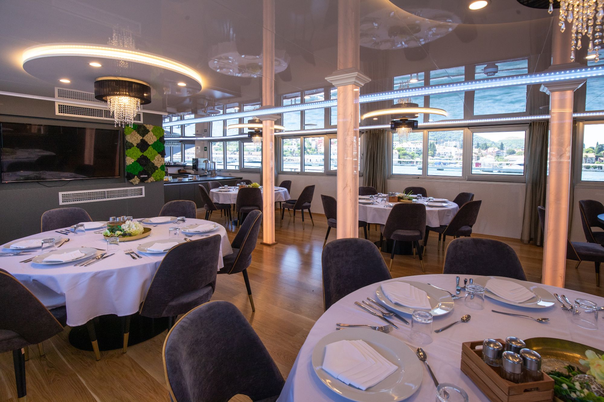 Custom Built 167 | Antaris