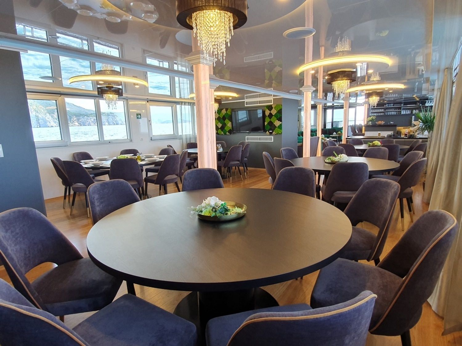 Custom Built 167 | Antaris