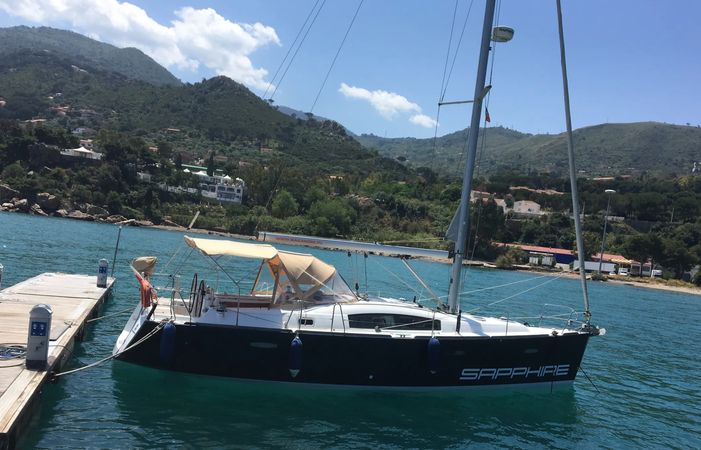 Beneteau Oceanis 40 | Sapphire