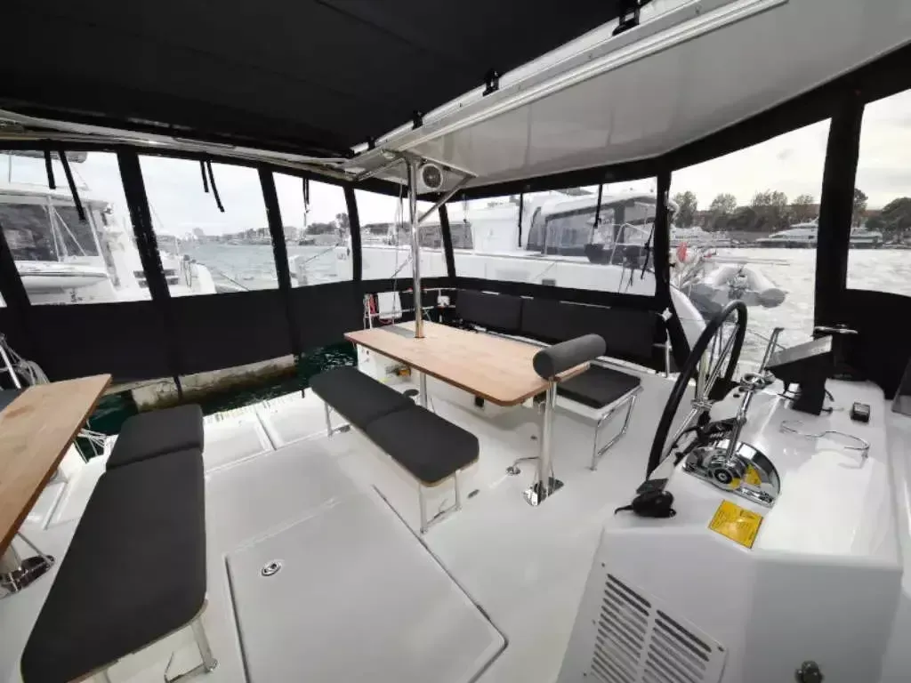 Jeanneau Sun Loft 47 | New Horizons 2