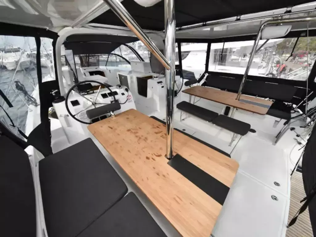 Jeanneau Sun Loft 47 | New Horizons 2