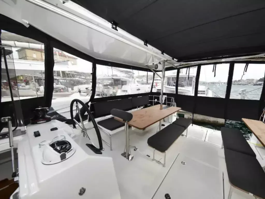 Jeanneau Sun Loft 47 | New Horizons 2
