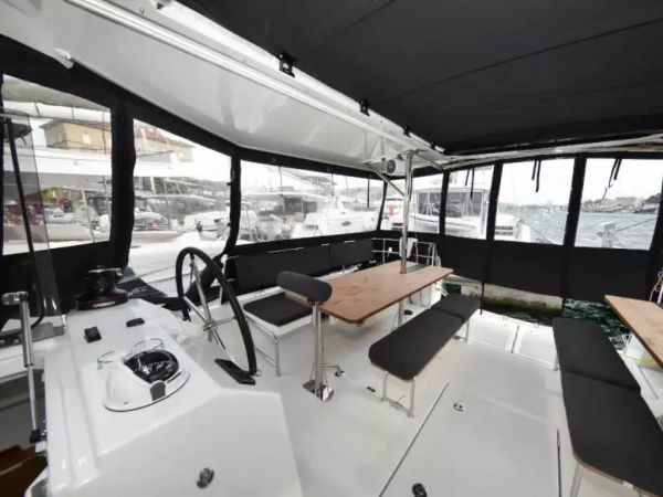 Jeanneau Sun Loft 47 | New Horizons 2