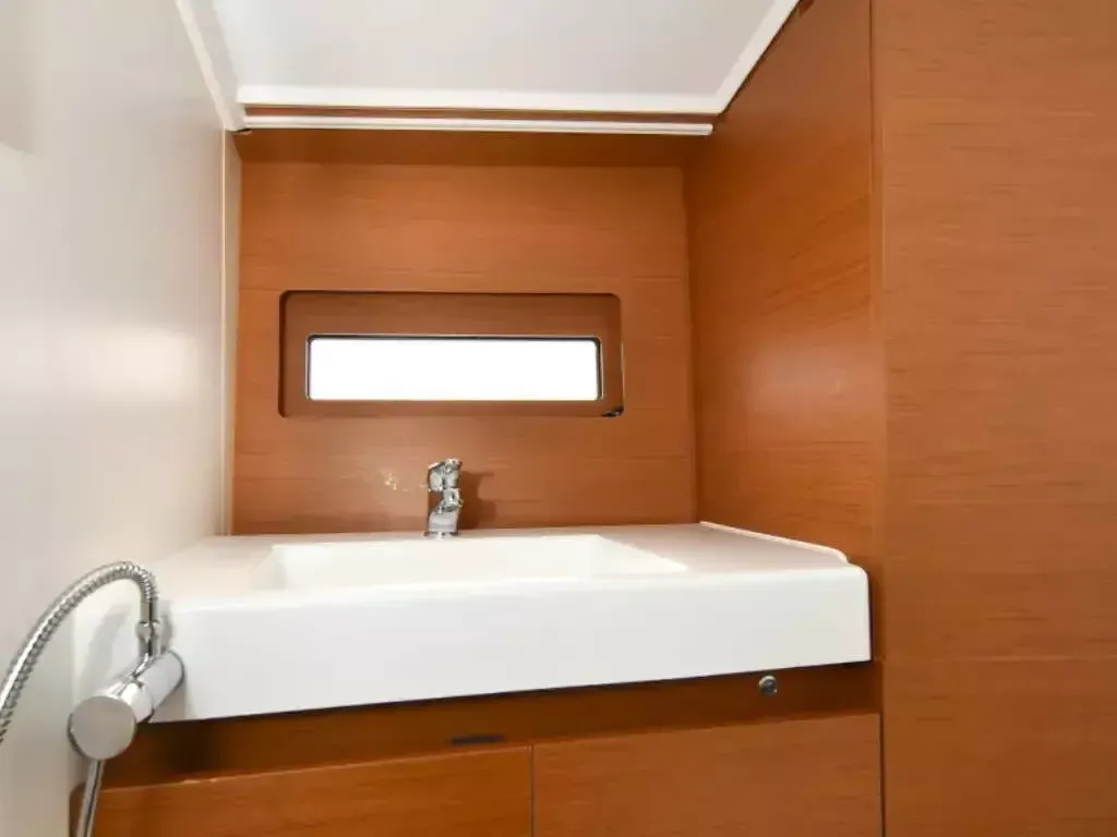 Jeanneau Sun Loft 47 | New Horizons 2