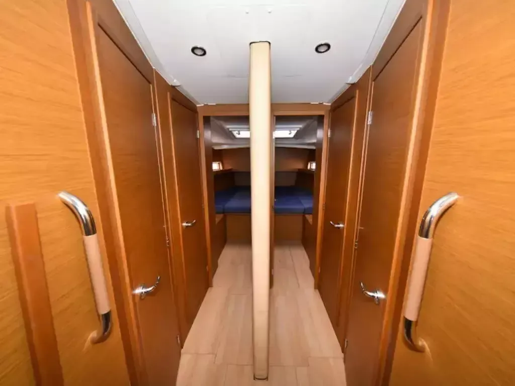 Jeanneau Sun Loft 47 | New Horizons 2