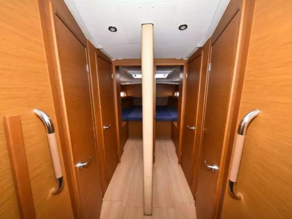 Jeanneau Sun Loft 47 | New Horizons 2