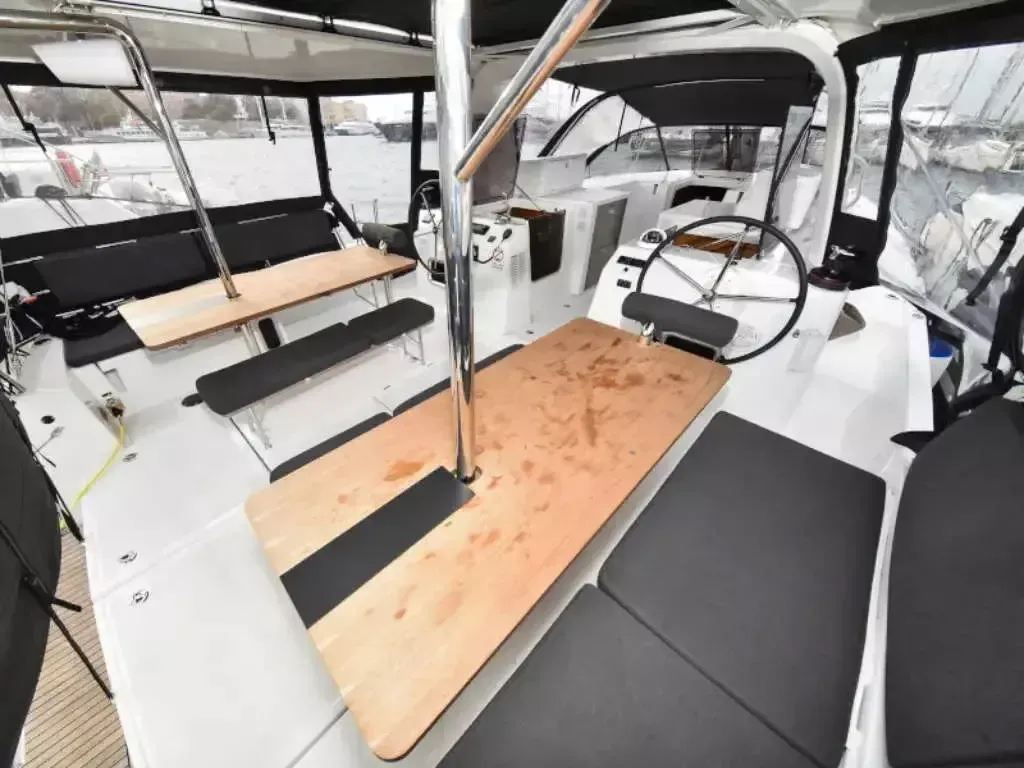Jeanneau Sun Loft 47 | New Horizons 2