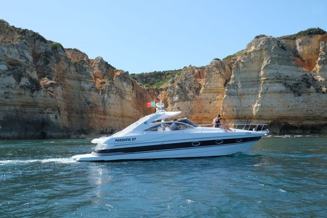 Pershing 37 | Just Pershing
