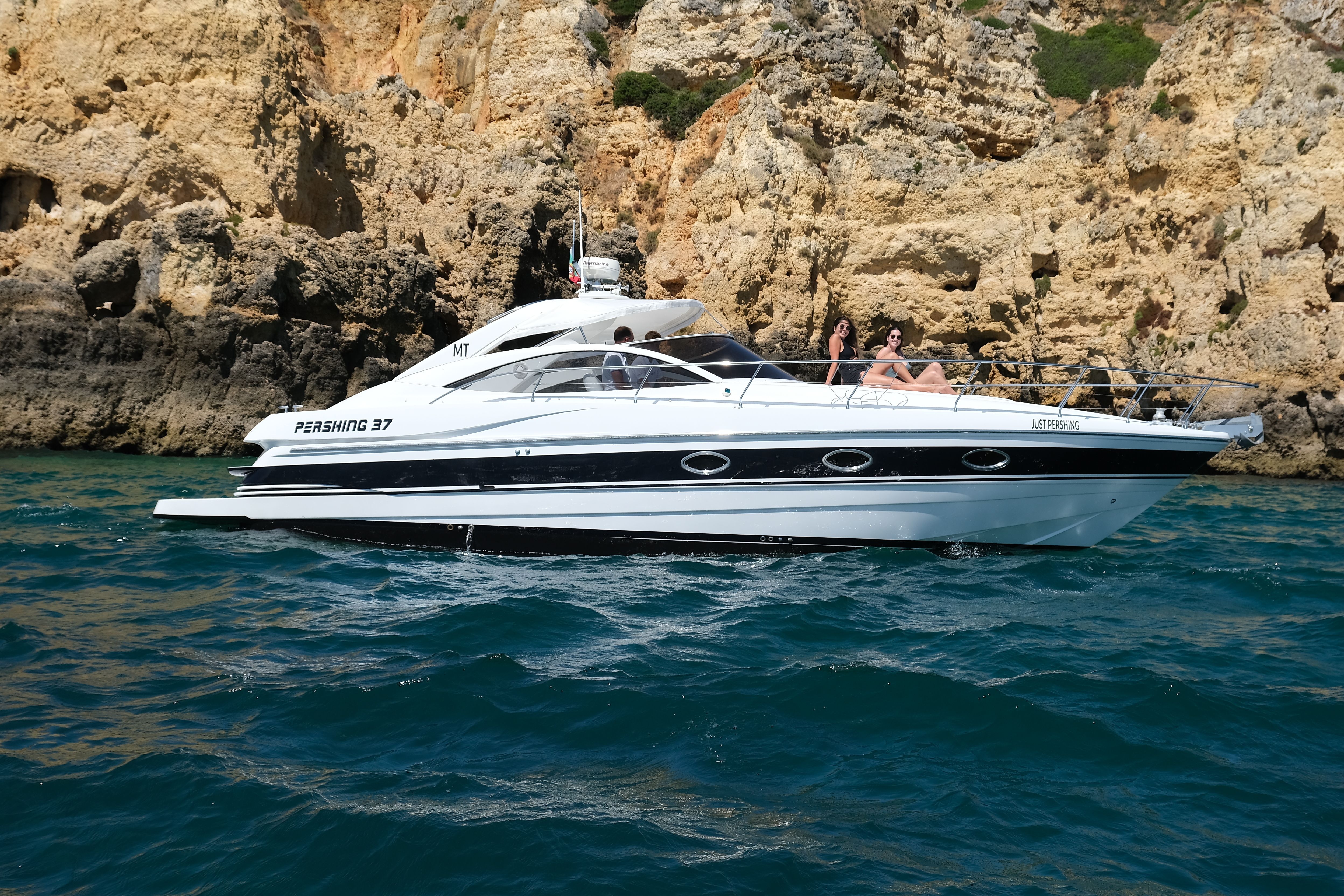 Pershing 37 | Just Pershing
