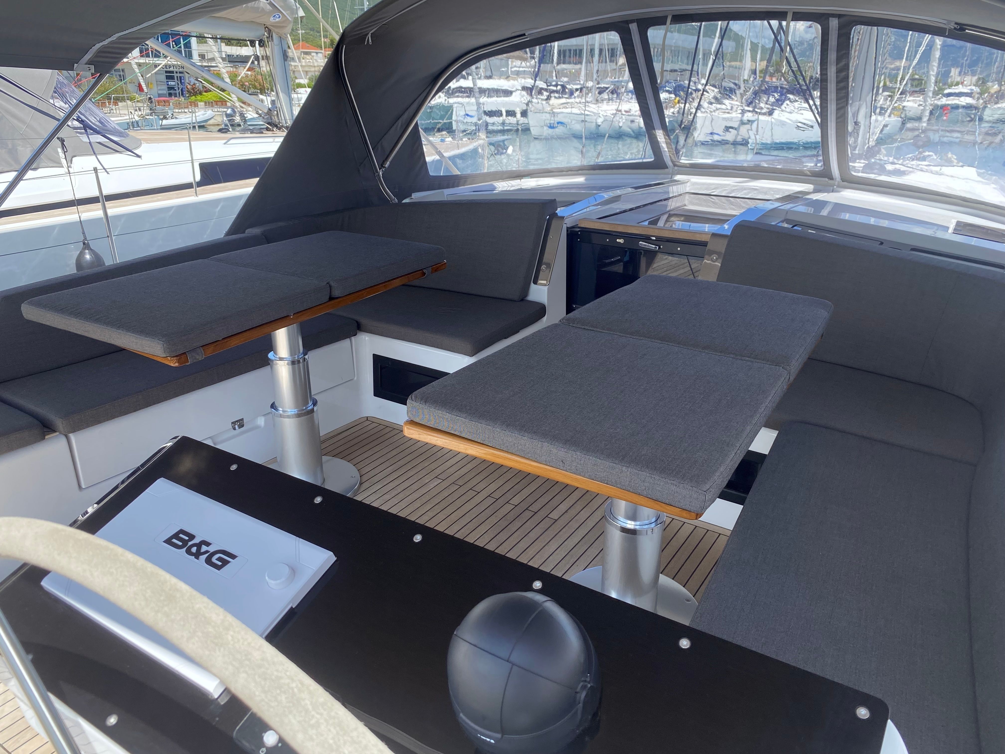 Hanse 460 | Shadow of The Wind