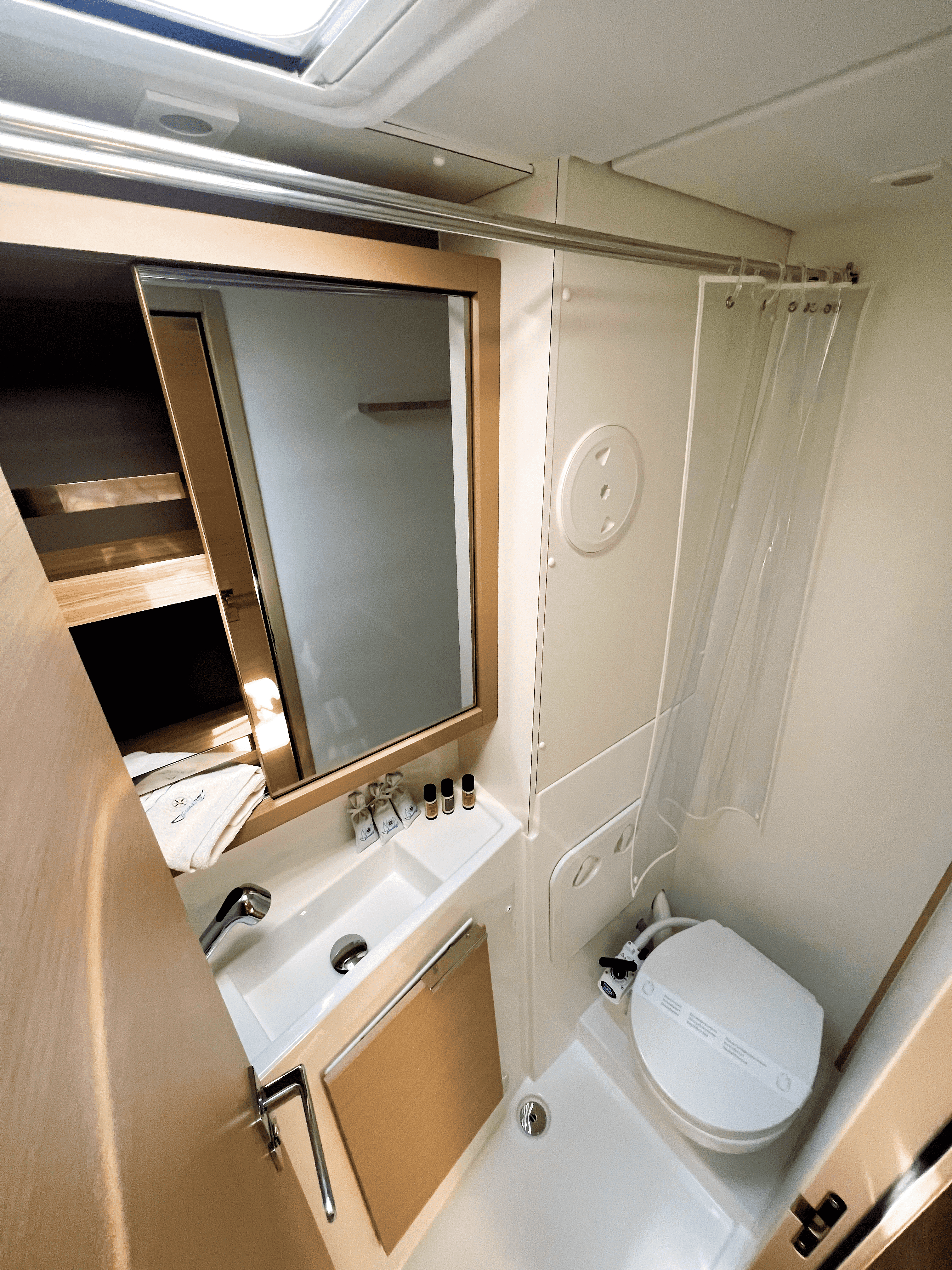 Lagoon 40 | Twice as nice