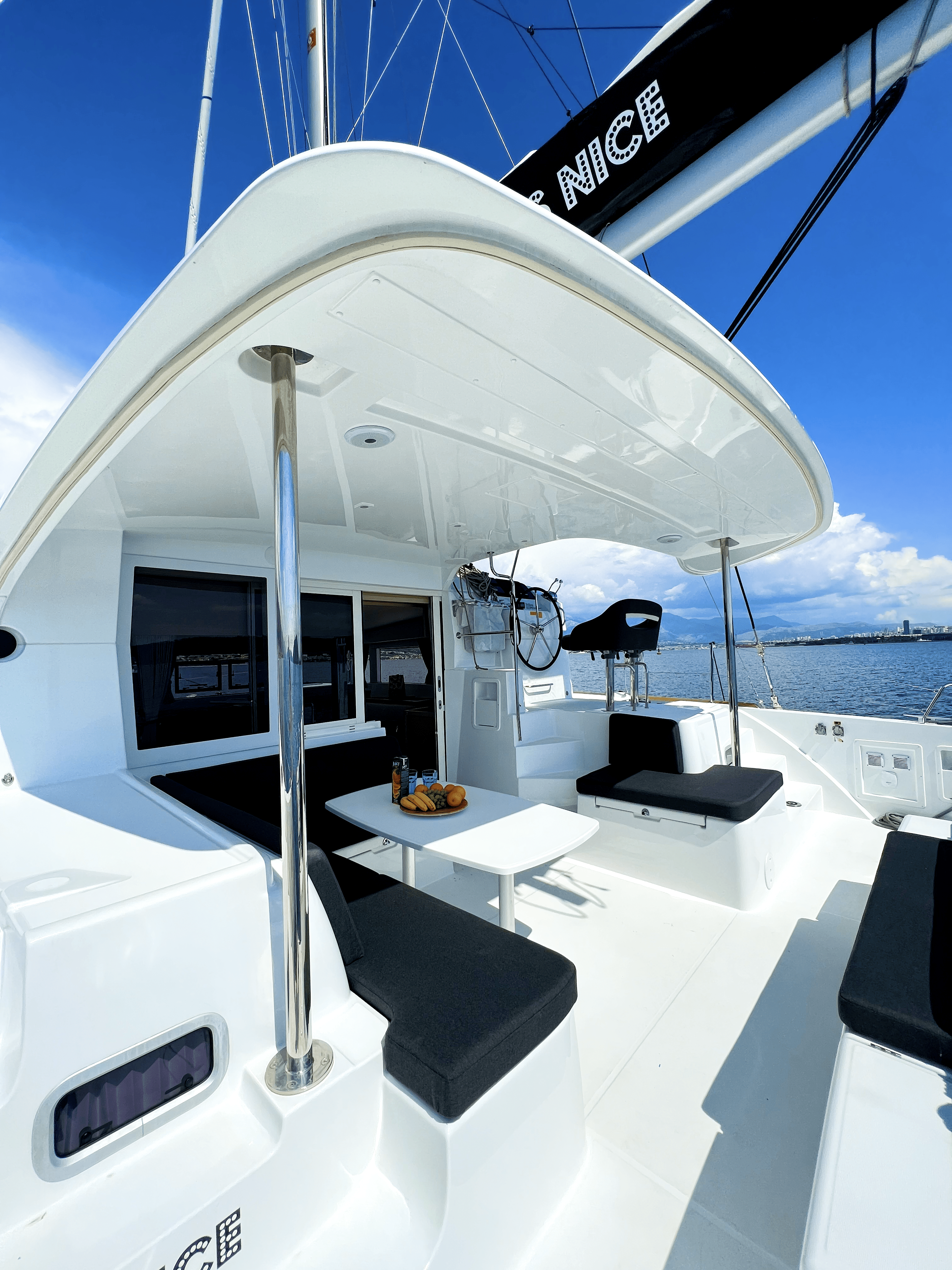 Lagoon 40 | Twice as nice