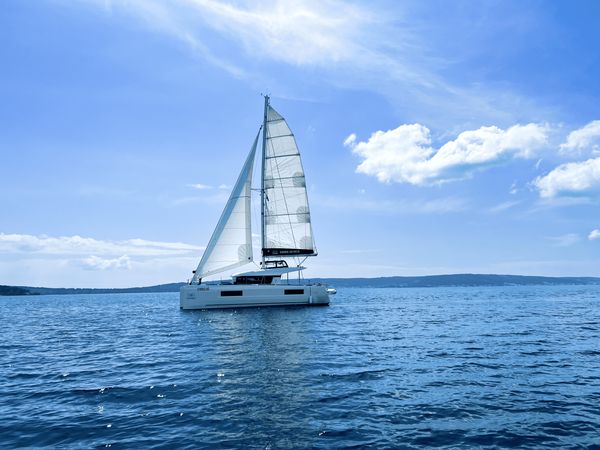 Lagoon 40 | Twice as nice