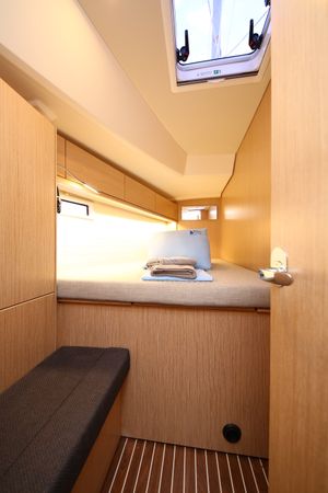 Bavaria Cruiser 46 | White Cloud