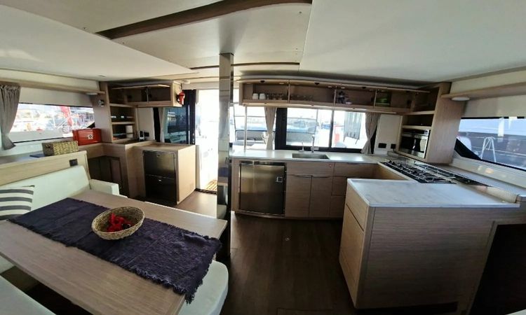 Lagoon 46 | Celena 6