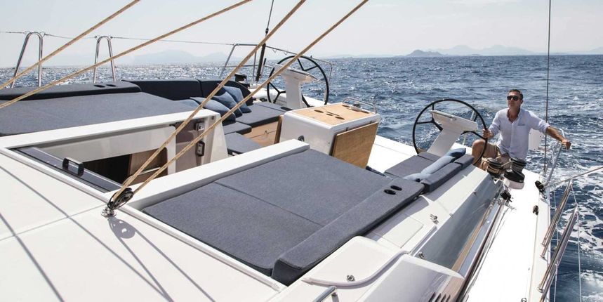 Beneteau Oceanis 51.1 | Moorings 22
