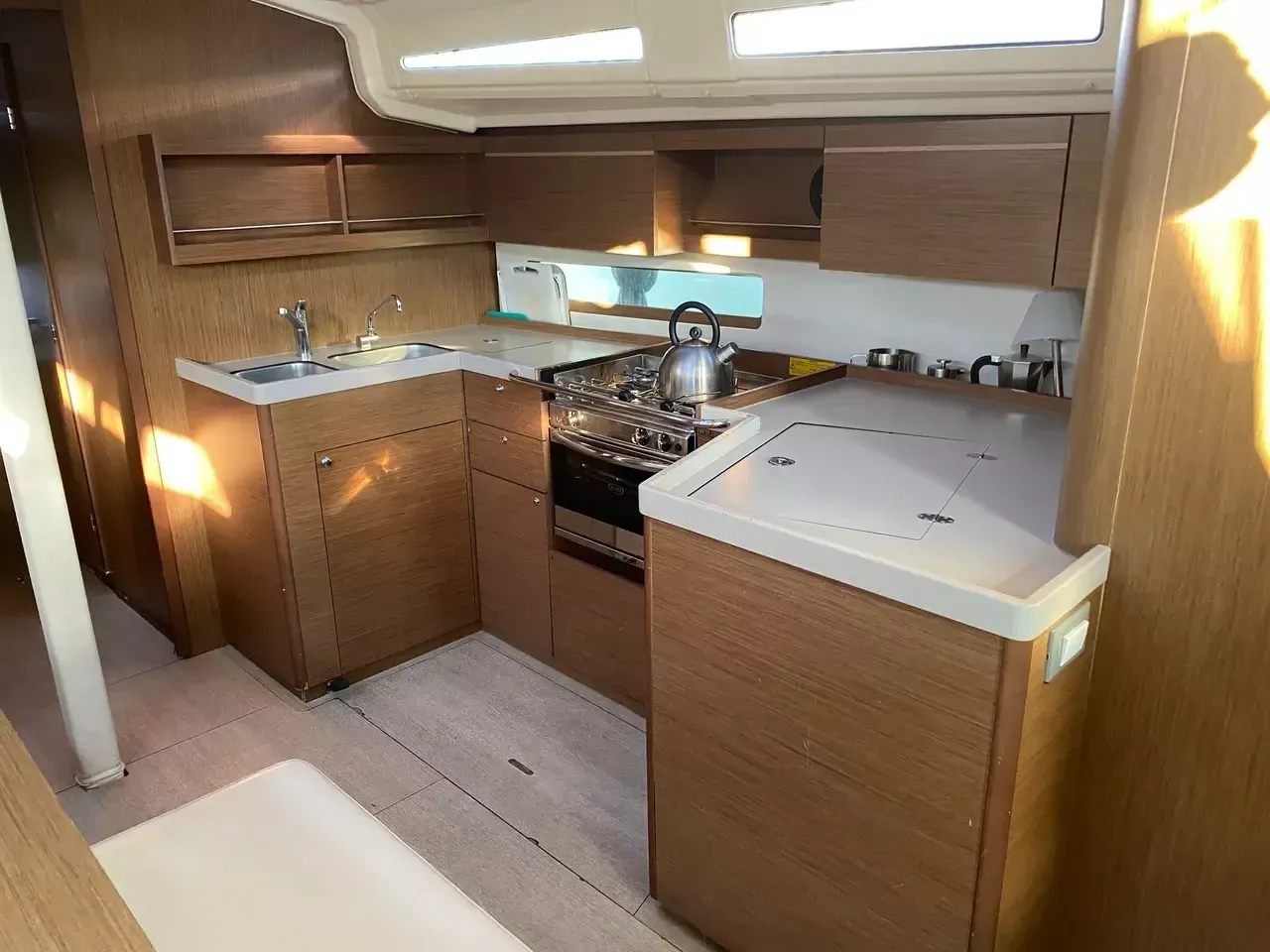 Beneteau Oceanis 40.1 | Jean Bart 3
