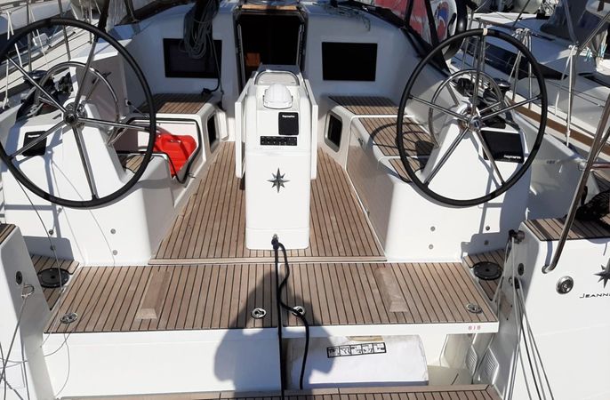 Jeanneau Sun Odyssey 410 | Saravah