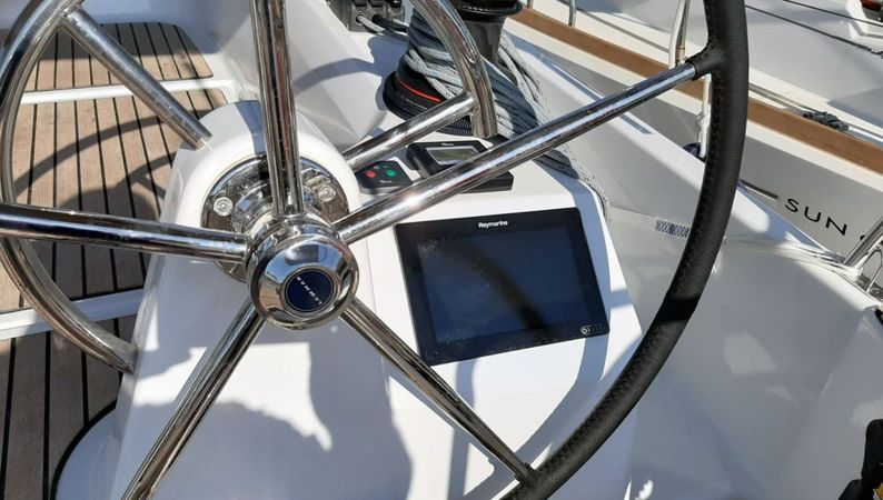 Jeanneau Sun Odyssey 410 | Saravah