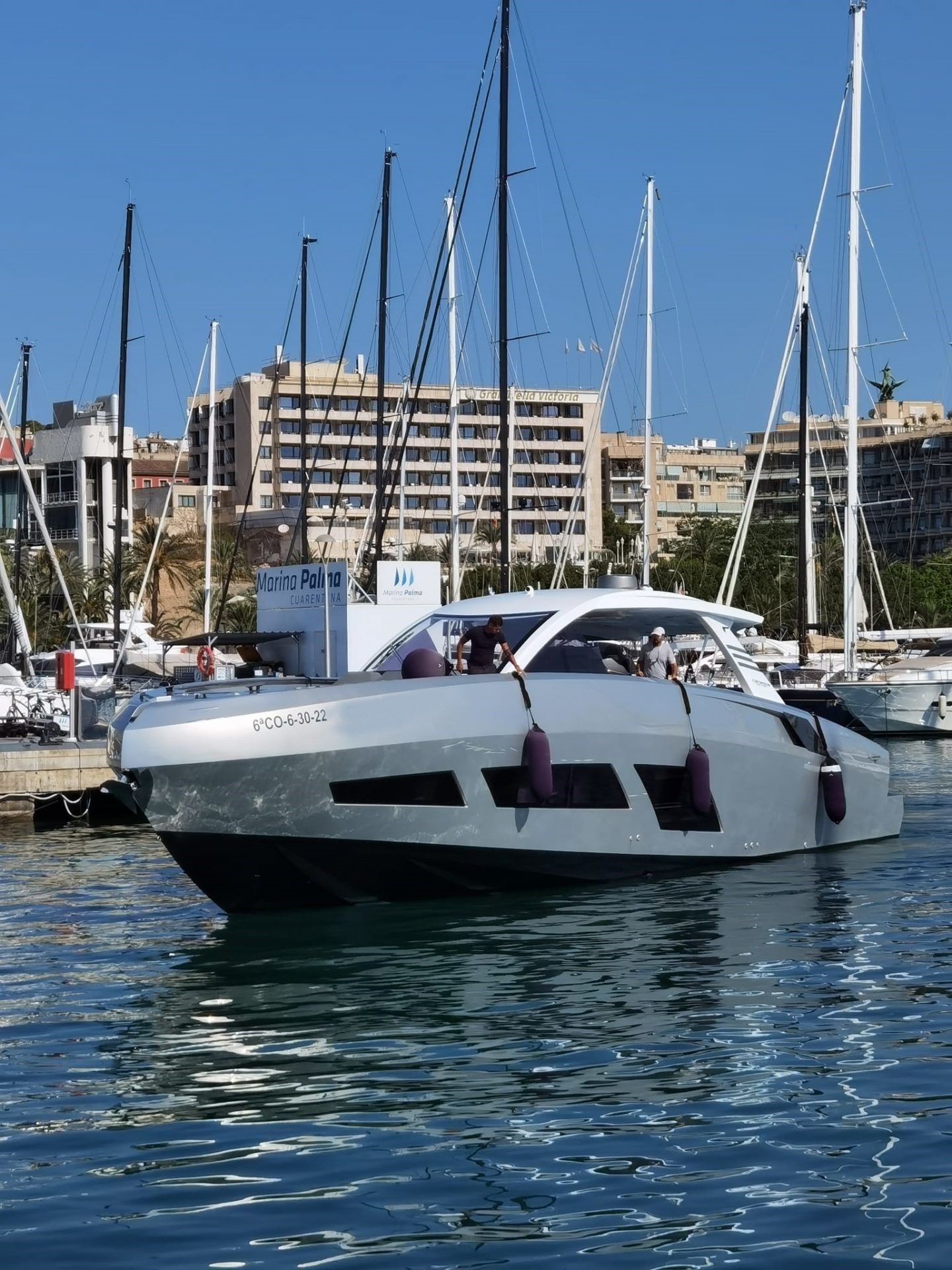 Canados Gladiator 631 | Next