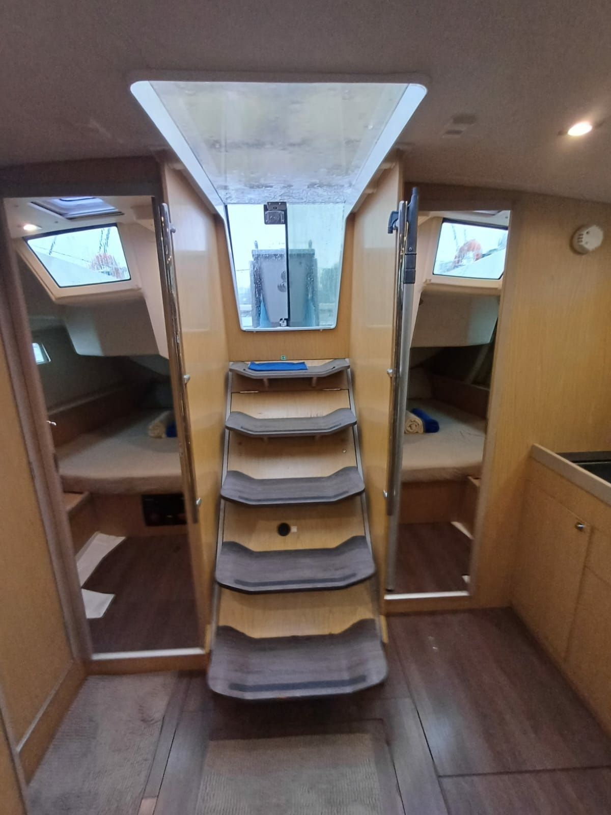 Beneteau Oceanis 45 | Megan