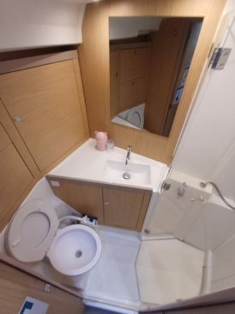 Beneteau Oceanis 45 | Megan