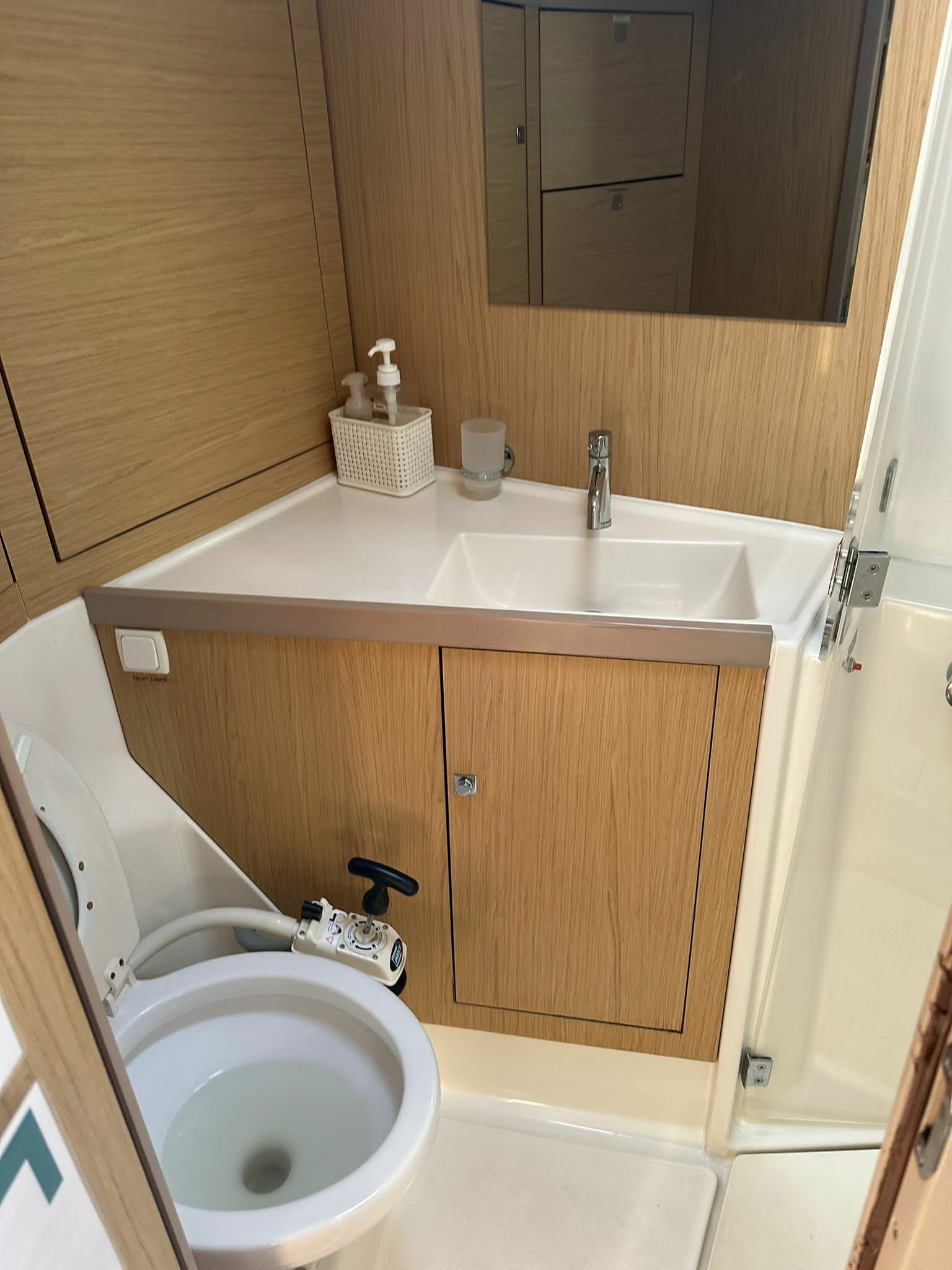 Beneteau Oceanis 45 | Megan