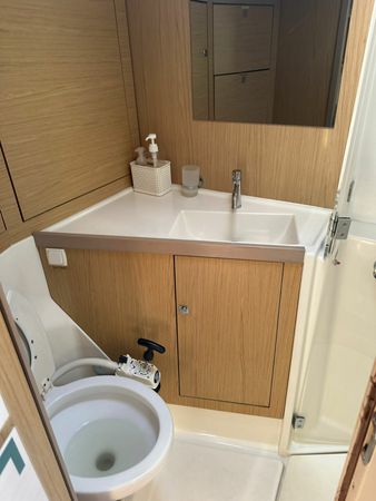 Beneteau Oceanis 45 | Moonshine