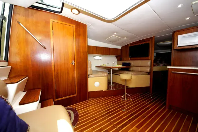 Tiara 3500 Express | Sugar