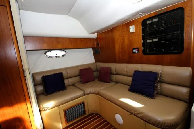 Tiara 3500 Express | Sugar