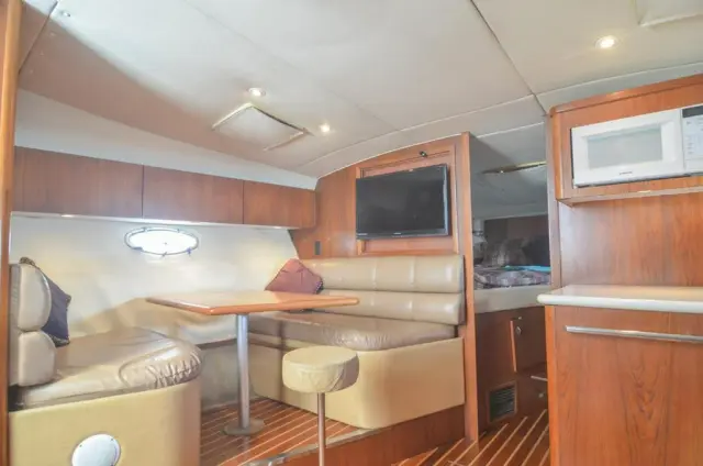 Tiara 3500 Express | Sugar