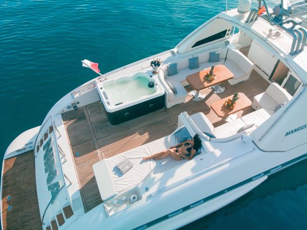 Mangusta 80 | Nina