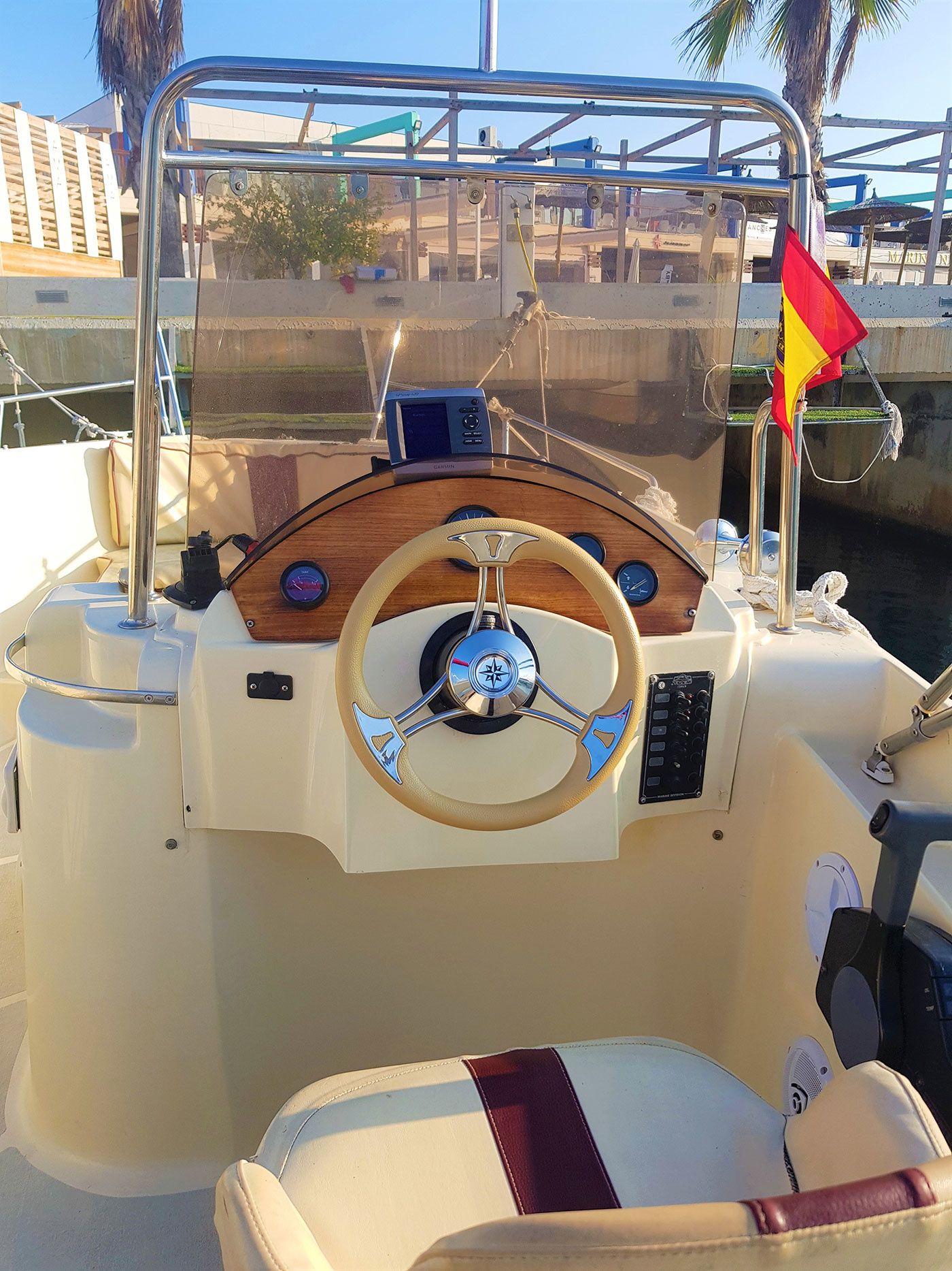 Sasanka 600 | Decision