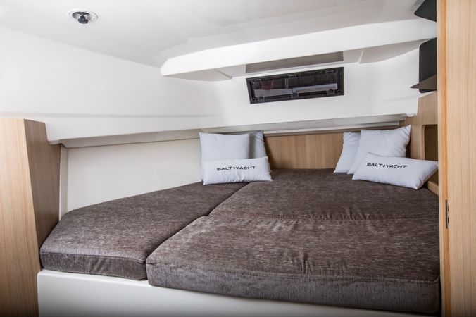 Sun Camper 35 Flybridge | Eva